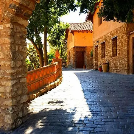 Almoguer Country house *