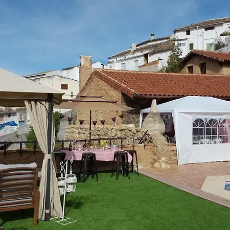 Almoguer Country house *