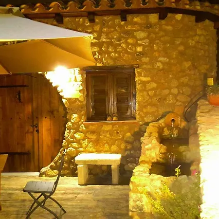 Almoguer Country house *