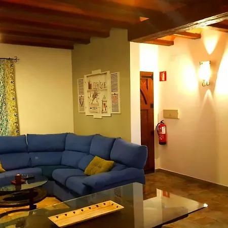 Country house Almoguer Frailes